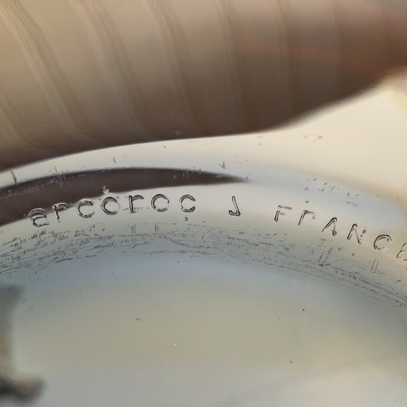 Arcoroc Cobalt Blue Wide Rim Soup Bowls, 8 1/2” Across x 1 1/4” Deep, Set of 4 - Picture 5 of 7